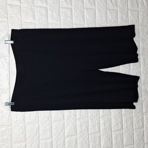 MISOOK Black Cropped Pants with Elastic Waist